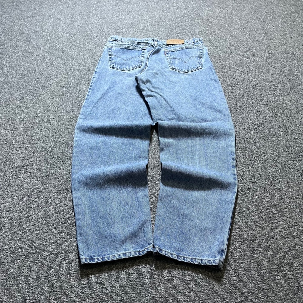 Vintage Levis 550 Relaxed Fit Tapered Leg Jeans 36x32 Blue Light Wash 90s USA